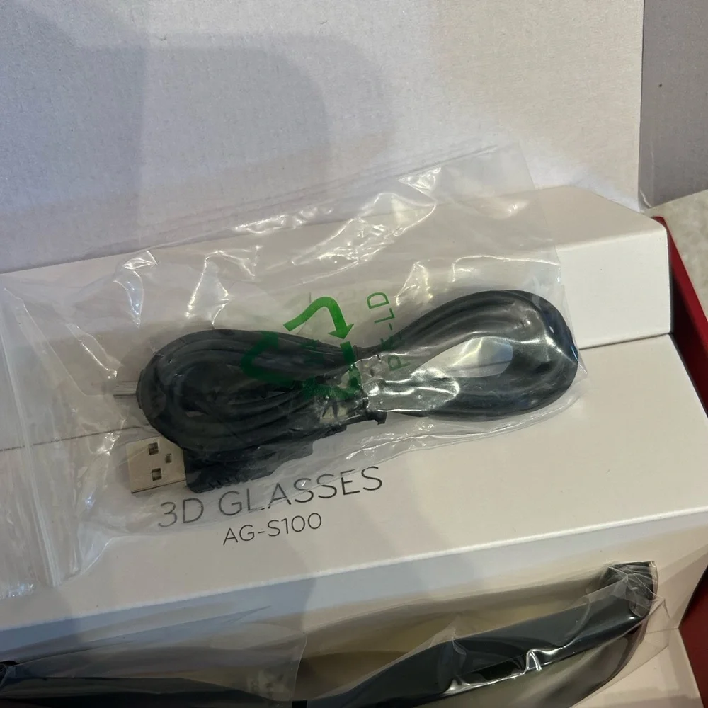 3-D glasses for LG 3-D TV bundle